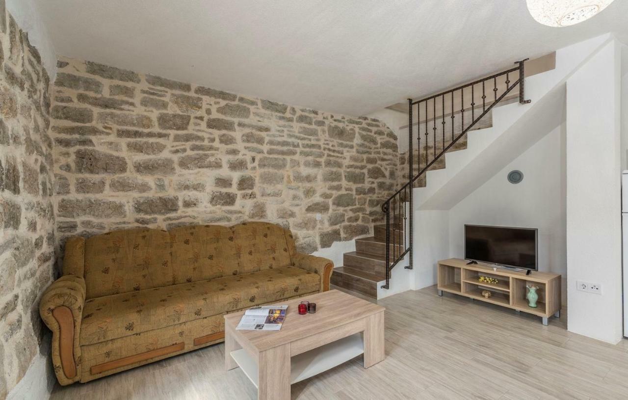 Ferienhaus Alejna Vakantiehuis *